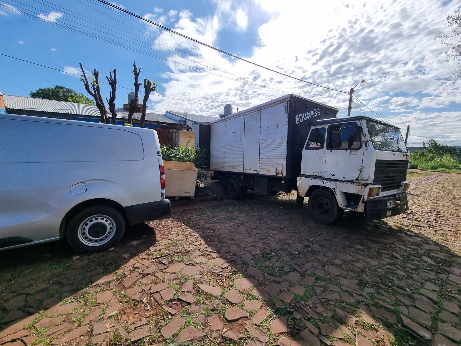 Camión de la cooperativa para cargas de mayor volumen